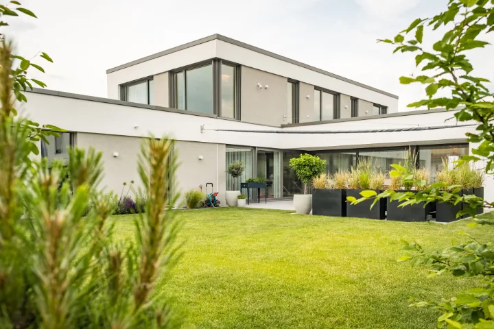 EFH H13, Adelsdorf – Bild 1